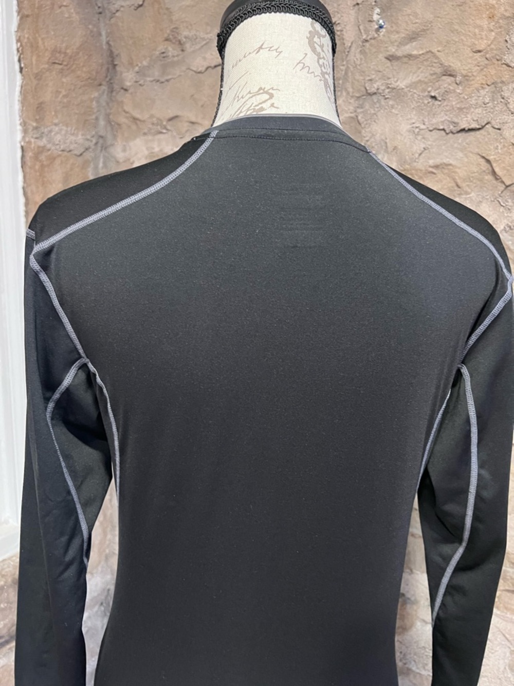 Men’s size M Nike Dri Fit Pro Combat Black Long Sleeve Performance Top. - Picture 3 of 6